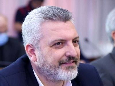  عزیزی‌پور رئیس فدراسیون اسکواش شد 