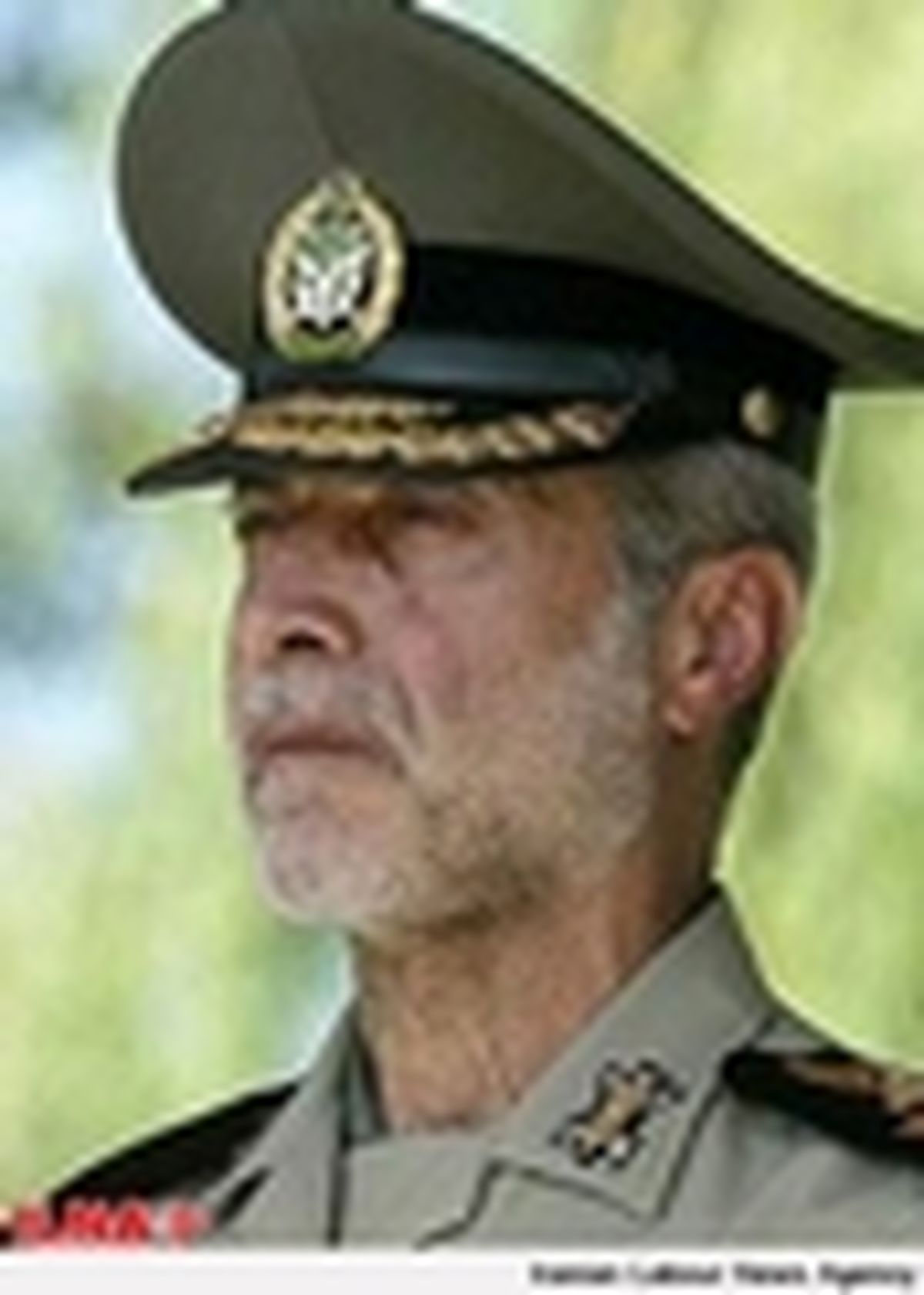 آگاه‌سازی نسل جوان از نقشه‌های دشمن از مسئولیت‌های خطیر روحانیون است