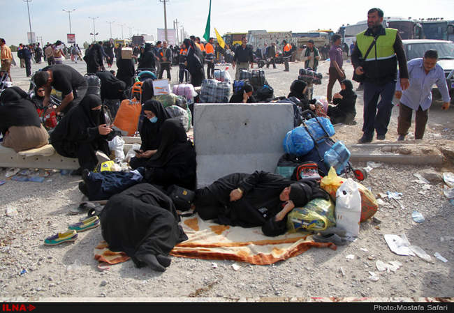 ورود زائران خسته کربلا به شهر مهران/21