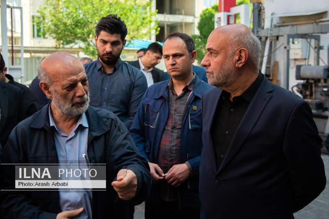 دیدار وزیر تعاون، کار و رفاه اجتماعی و دبیر کل خانه کارگر با کارگران �