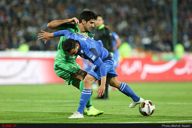 دیدار تیمهای استقلال تهران و ذوب‌آهن اصفهان