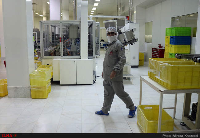 بازدید اصحاب رسانه از کارخانه داروسازی سها 