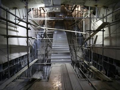تسهیل تردد مسافران مترو در ایستگاه تئاتر شهر