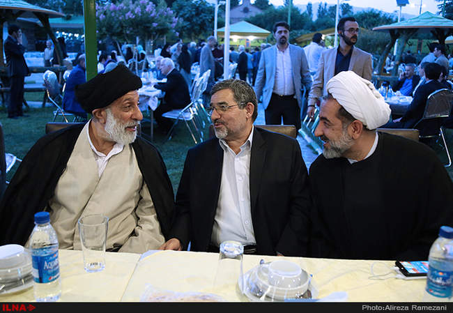 مراسم ضیافت افطار محمدرضا عارف