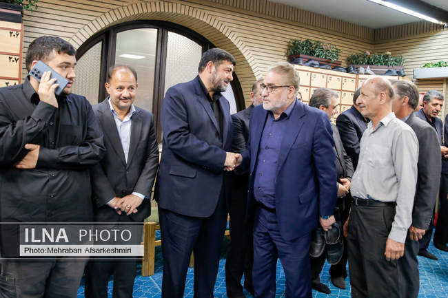 مراسم ختم مادر رئیس جمعیت هلال احمر 