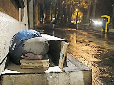 آسیب‌دیدگان اجتماعی در سایه جنگ؛ صدای انفجار برای آن‌هایی که سقف ندارند
