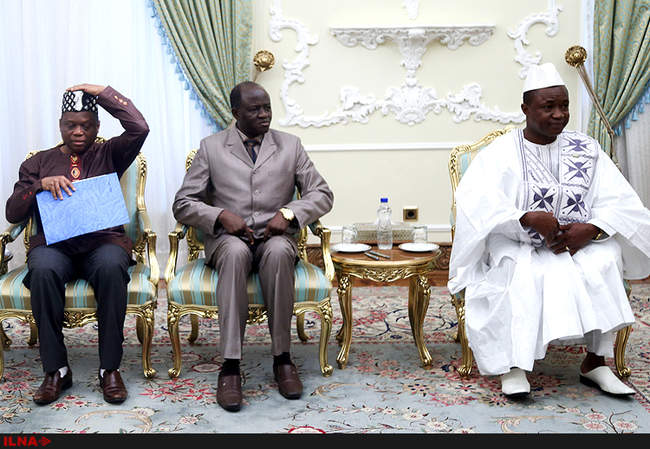 تقدیم استوارنامه سفیران 6 کشور به رئیس جمهوری