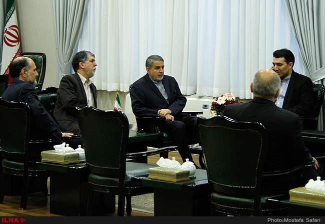 نخستین حضور رضاصالحی امیری در ساختمان وزارت ارشاد به عنوان وزیر 