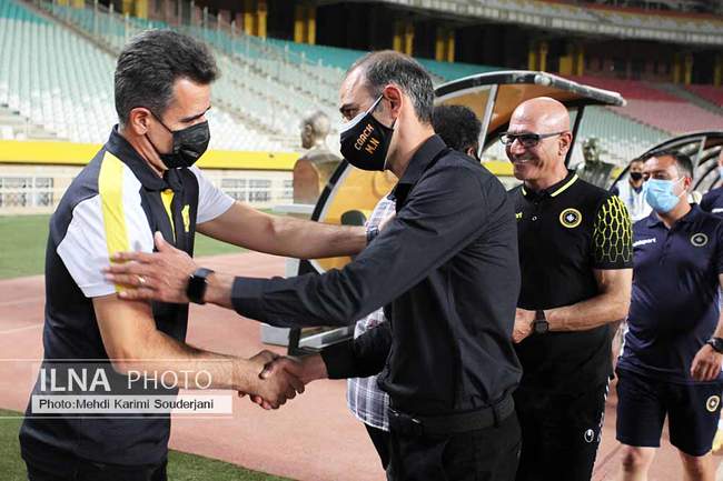 برد سپاهان برابر صنعت نفت آبادان 