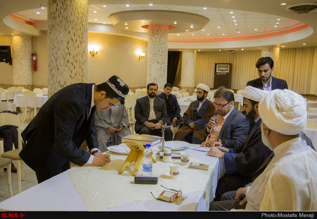 جلسه توجیهی و تعیین قرعه متسابقین اولین دوره مسابقات بین المللی قرآن