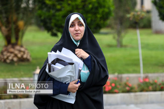 حاشیه جلسه هیات دولت - ۲۳ آبان
