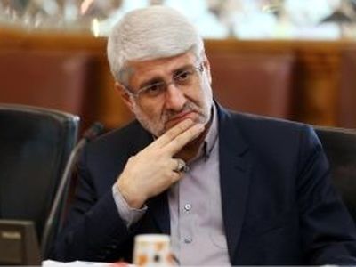 اگر با من بود خیلی وقت پیش تیم اقتصادی دولت را تغییر می‌دادم 