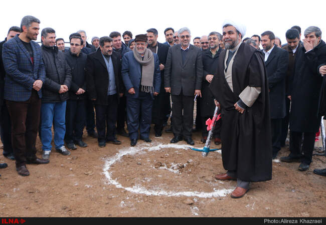 مراسم کلنگ زنی پایانه نوبت دهی کامیون های ترانزیتی در مرز بازرگان 