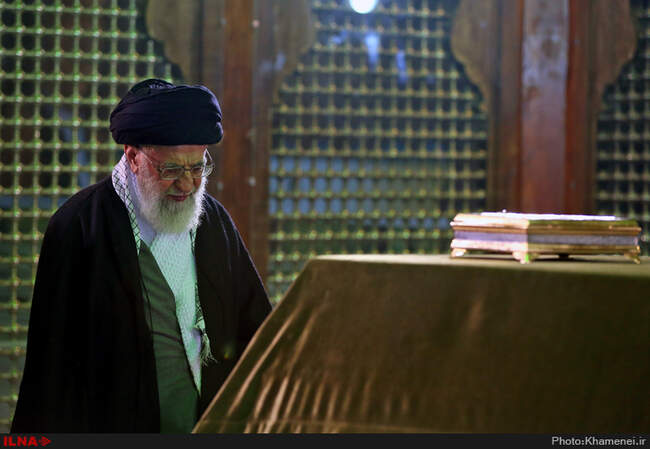 حضور رهبر انقلاب در مرقد مطهر امام راحل و گلزار شهدای بهشت زهرا