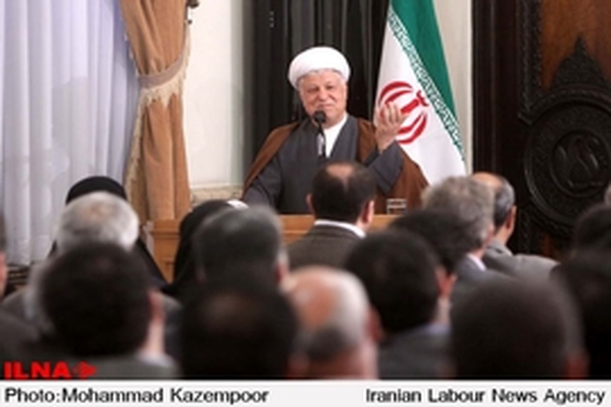 افراطیون همه هنر خود را در مسیر مانع تراشی به کار می‌برند