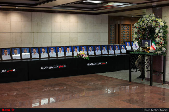 مراسم چهلم شهدای کشتی سانچی