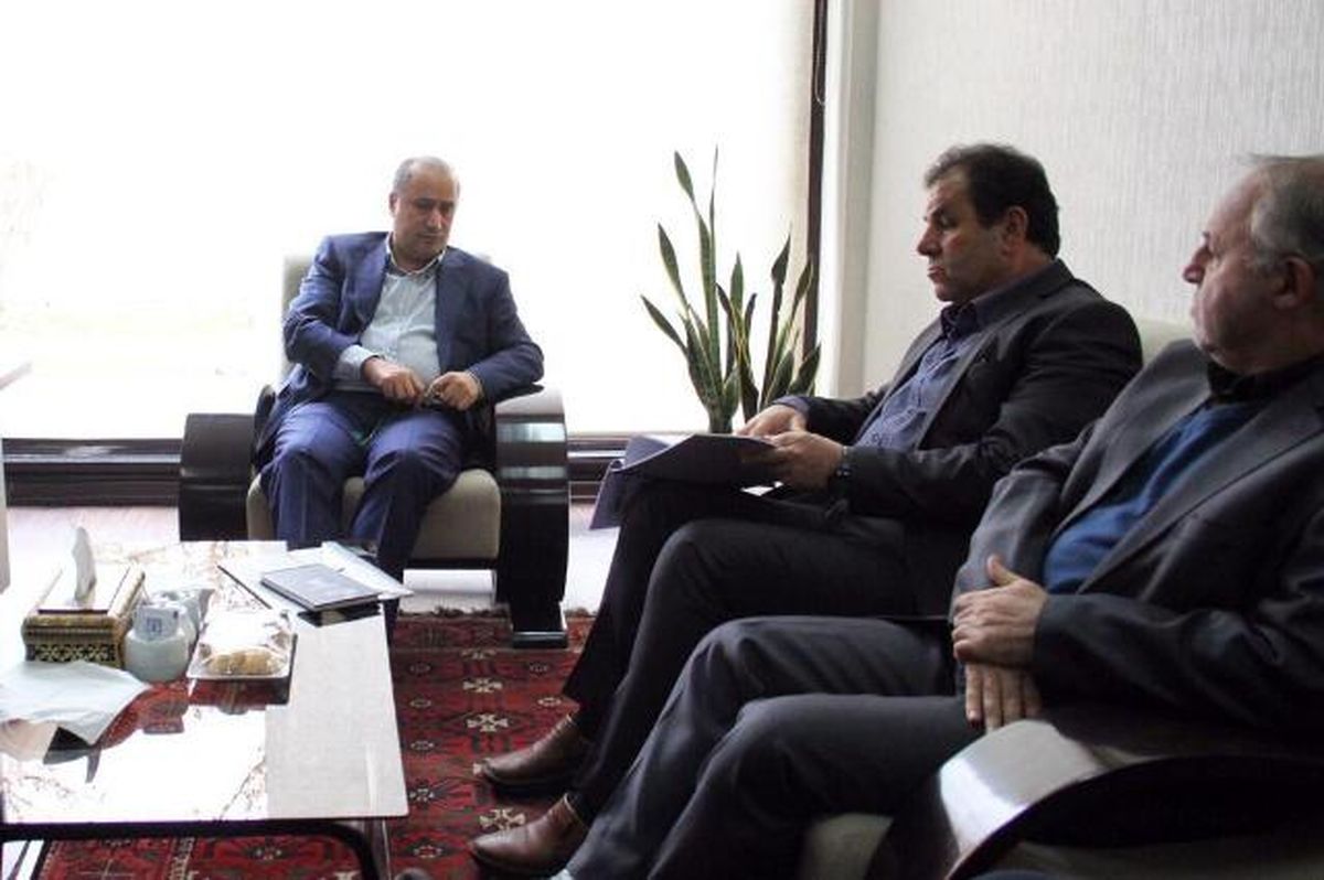 برگزاری نشست کمیته داوران با حضور تاج