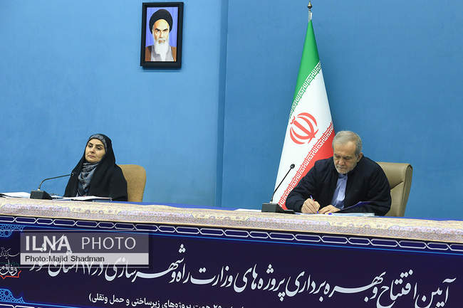 افتتاح و بهره برداری از طرح های وزارت صمت و وزارت راه و شهرساز 