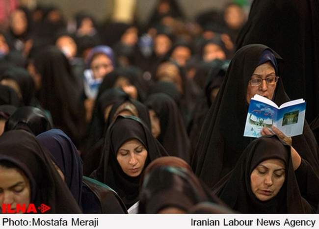 مراسم احیاء شب نوزدهم ماه رمضان در امامزاده هلال ابن علی شهرستان آرا�