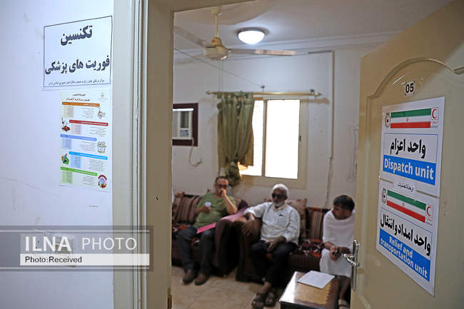  بازدید سرپرست حجاج ایرانی از زائران کشورمان و مرکز پزشکی هلال احمر د