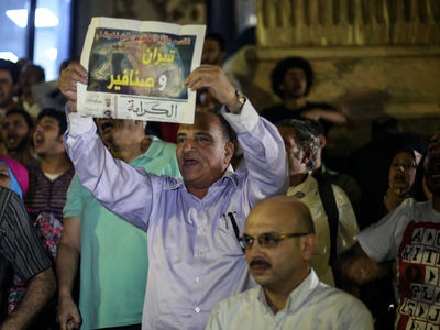 برخورد پلیس مصر با تظاهرکنندگان معترض به واگذاری جزایر