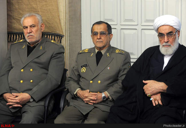 دیدار جمعی از فرماندهان و کارکنان ارتش با رهبرمعظم انقلاب اسلامی