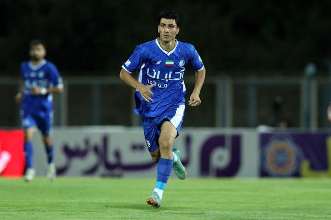 گزارش تصویری دیدار تراکتور و استقلال