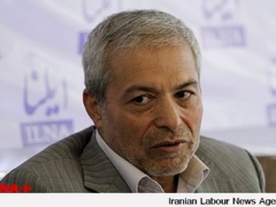 رسانه ملی از رویکرد انحصاری خارج شود / صدا و سیما به نمادی از تظاهر تبدیل شده است