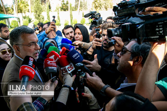 حاشیه جلسه هیات دولت - ۷ آبان