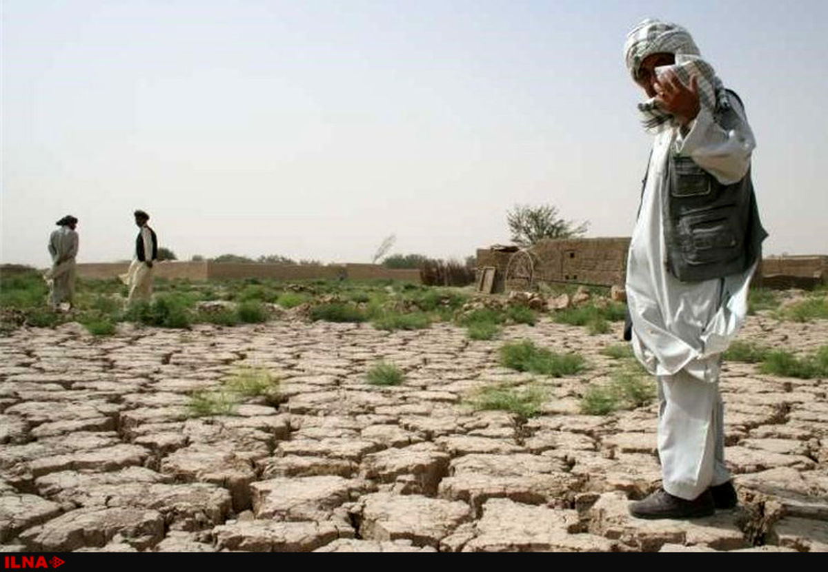 خشک‌سالی کشاورزان را کوچانده است/در شهرهای خراسان جنوبی هم خبری از کار نیست