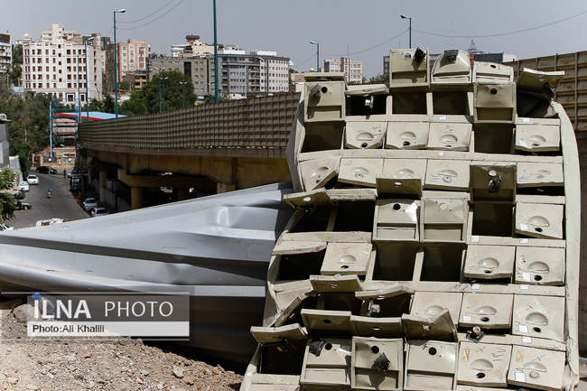 بازدید اصحاب رسانه از محل حمله صهیونیست‌ها در بازداشتگاه اوین