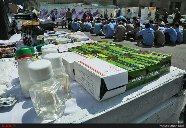 دستگیری سارقان وخرده فروشان مواد مخدر (طرح رعد)