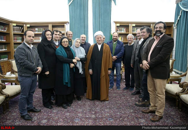 دیدار هنرمندان با آیت الله هاشمی
