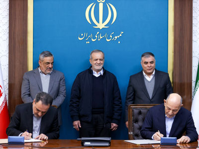 امضای قراردادهای سرمایه‌گذاری شرکت ملی نفت ایران به ارزش بیش از ۲ میلیارد دلار