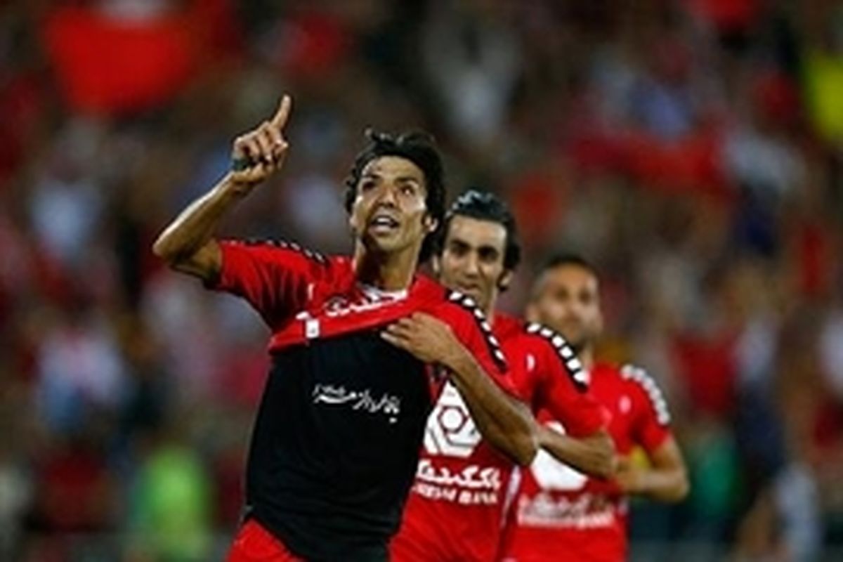 پیروزی پرسپولیس بر فجر / ارتش سرخ در جایگاه دوم