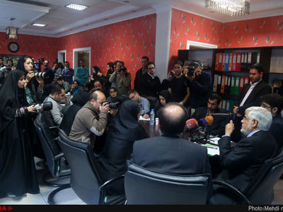 نشست خبری محمدرضا عارف