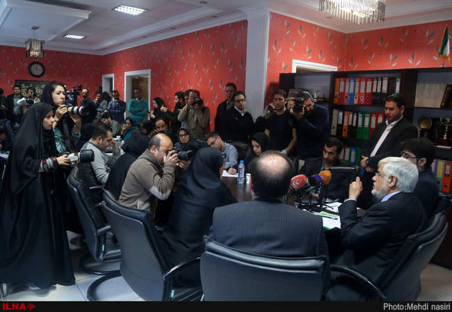 نشست خبری محمدرضا عارف