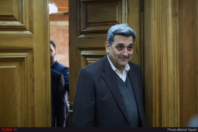 پیروز حناچی