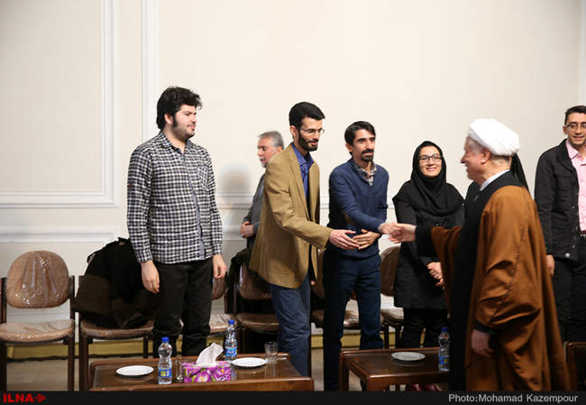 دیدار جمعی از فعالان رسانه‌ای با آیت الله هاشمی رفسنجانی