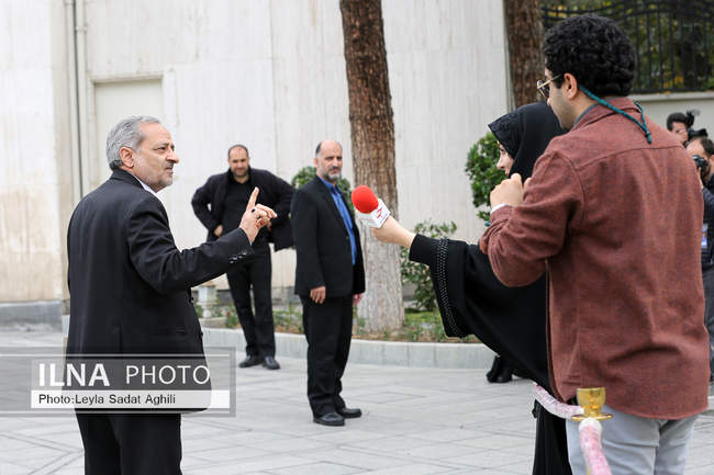 حاشیه جلسه هیات دولت - ۷ آذر