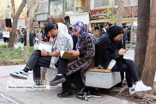 مراسم جزء خوانی قرآن کریم در چهارباغ اصفهان
