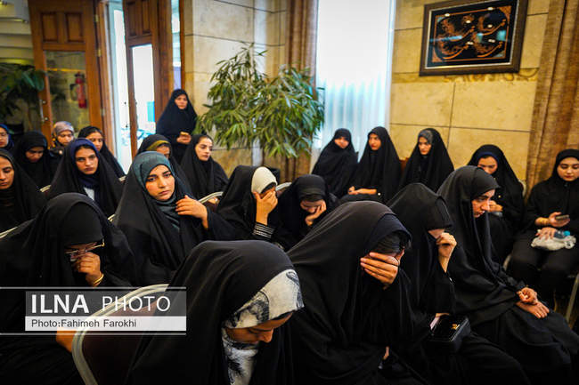 آئین افتتاحیه تشرف ده هزار دانشجوی زائر اولیربه زیارت علی بن موسی ال�