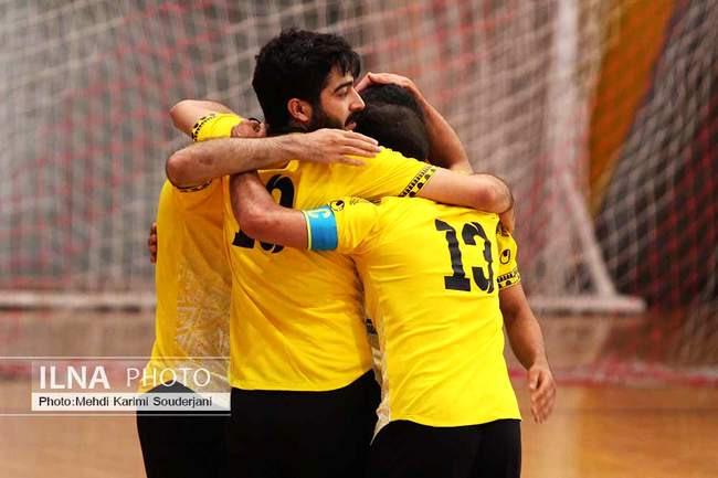 برد تیم فوتسال سپاهان برابر راگا تهران 
