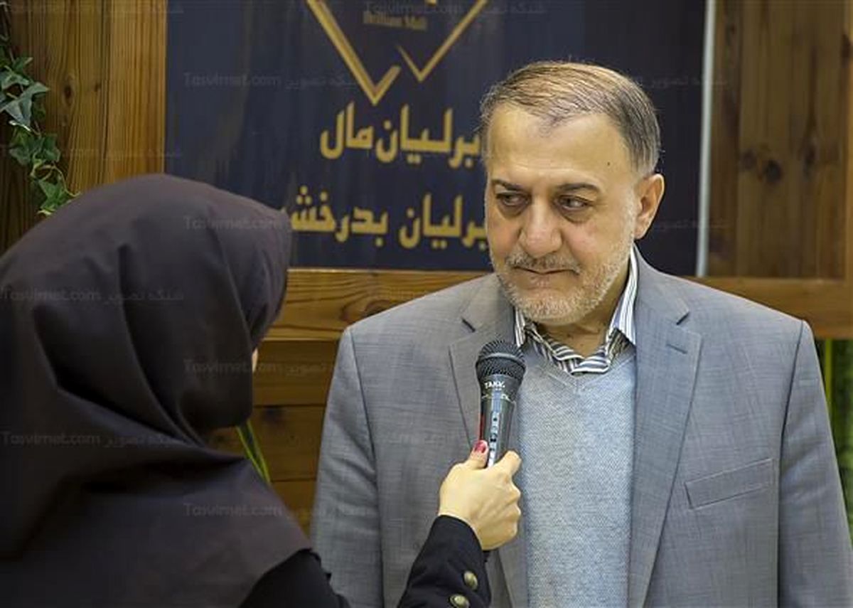 برلیان مال زعفرانیه در مسیر توسعه کارآفرینی کشور