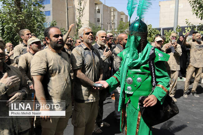 آئین سنتی «گِل مالی» لرستانی‌‎های مقیم تهران 