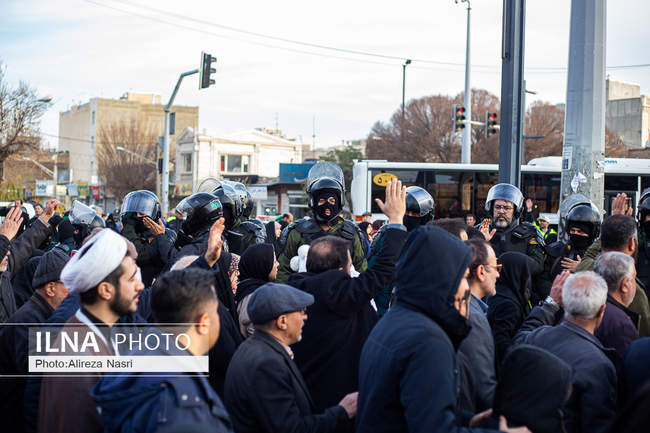 تشییع شهدای مدافع امنیت در قزوین به روایت تصویر