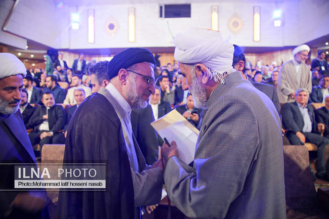 آیین اختتامیه چهل هشتمین مسابقات کشوری قرآن کریم در سنندج 