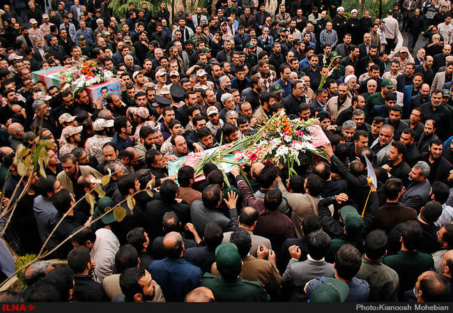 مراسم تشییع پیکر شهیدان مدافع حرم عبدالله باقری و امین کریمی