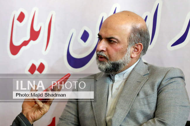 نمایشگاه مطبوعات در چهارمین روز کاری