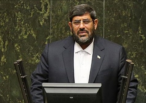 دولت لایحه همسان‌سازی بازنشستگان را ارائه کند